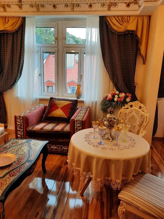 Romantic Karlsbad Apartment